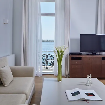 Poseidonion Grand Hotel